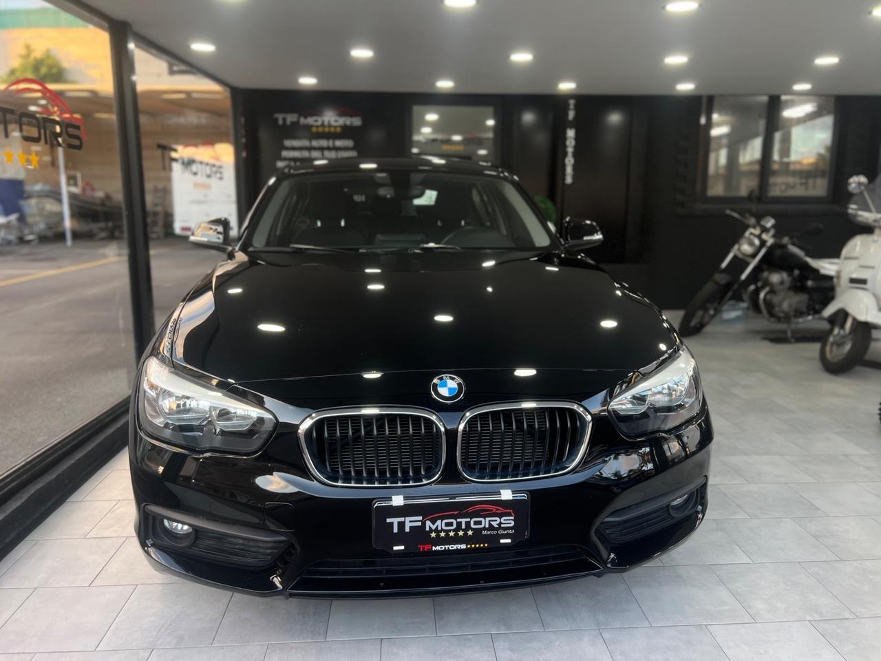 Bmw serie 1 116d SOLO 64.000KM - 2019