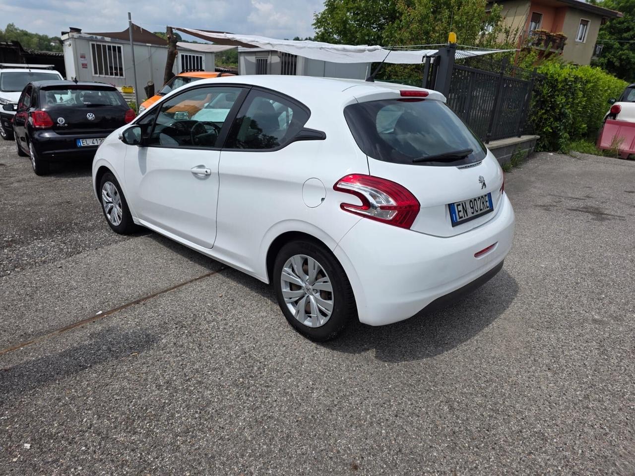 Peugeot 208 1.2 VTi 82 CV 3 porte Access