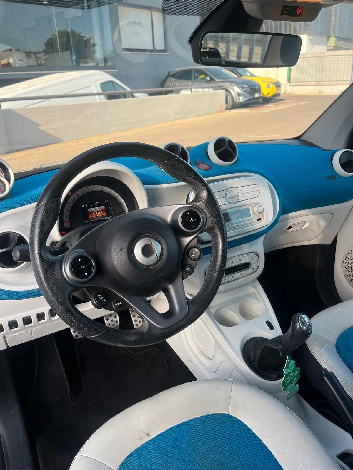 Smart ForTwo 1000 52 kW MHD coupé passion