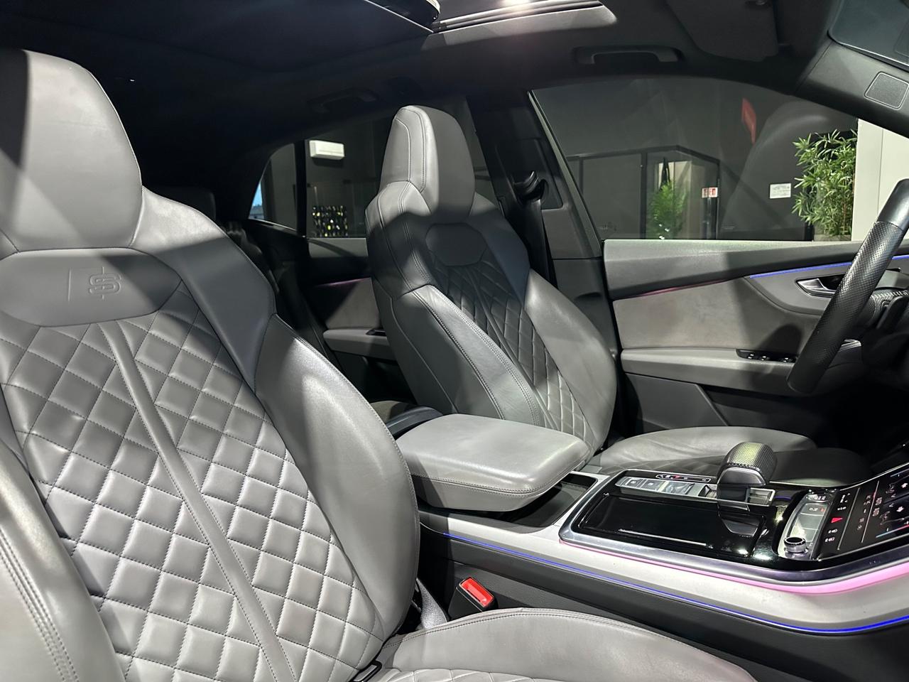 Audi Q8 50 TDI 286 CV quattro S Line identity black
