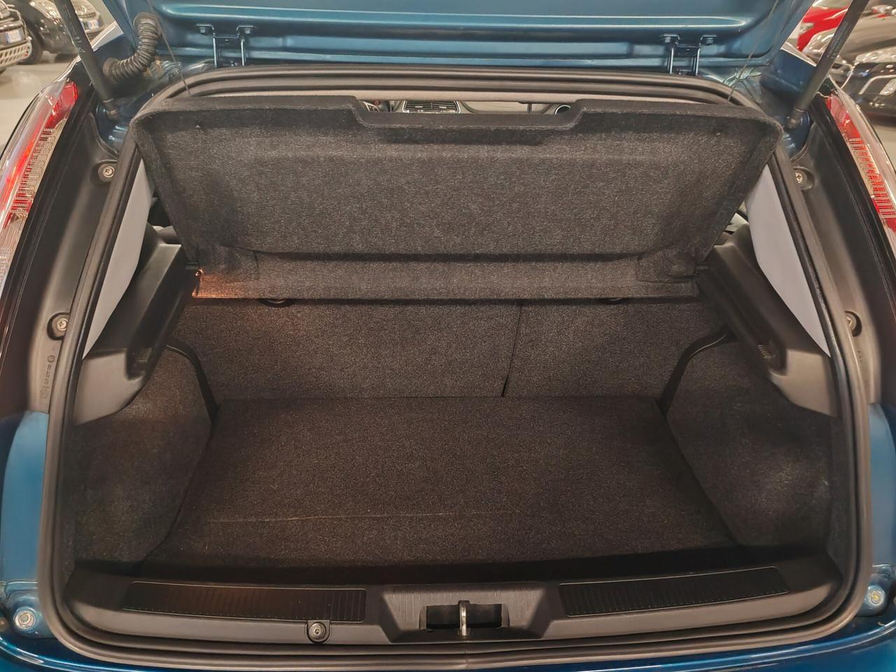 Fiat Punto 1.4 8V 5 porte Natural Power Lounge