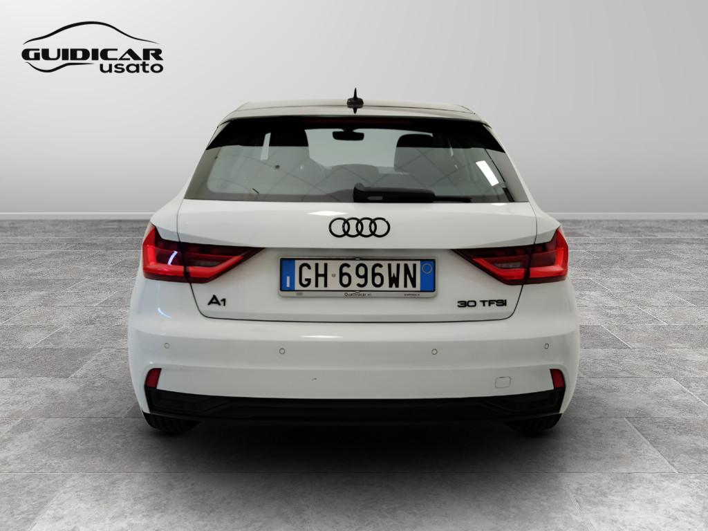 AUDI A1 II 2019 Sportback - A1 Sportback 30 1.0 tfsi Admired Adva