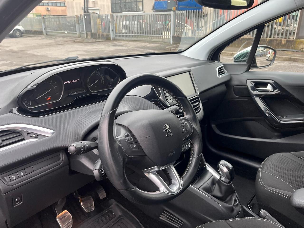 Peugeot 208 BlueHDi 75 5 porte Allure