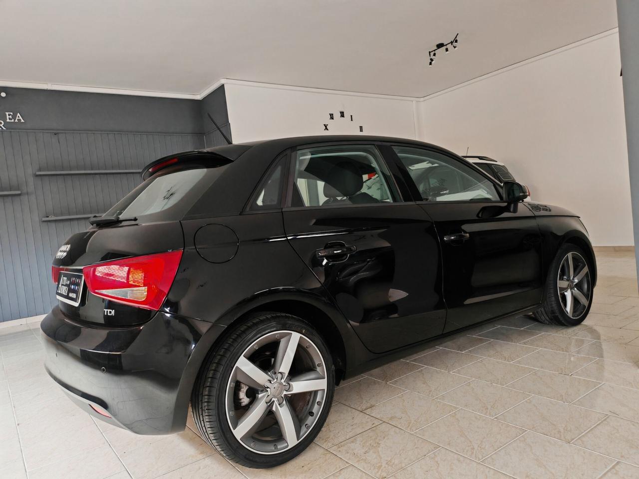 Audi A1 SPB 1.6 TDI 105CV FULL OPTIONAL