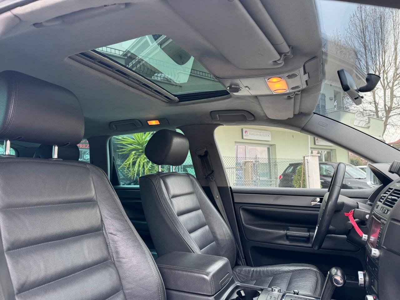 Volkswagen Touareg 3.0 V6 TDI DPF tiptronic