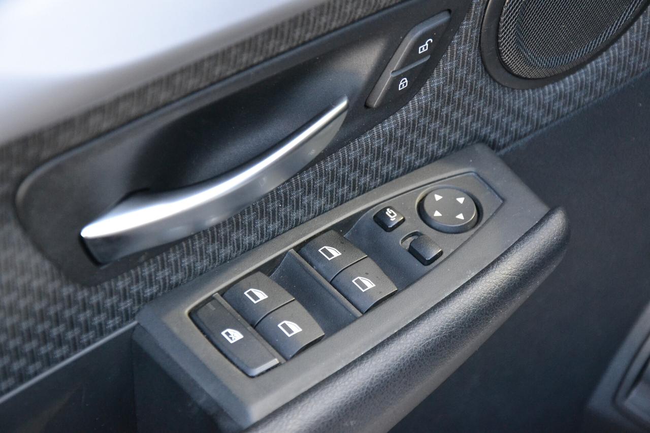 BMW 216 D ACTIVE TOURER AUT.+FULL LED+NAVI+PDC+CRUISE+CERCHI