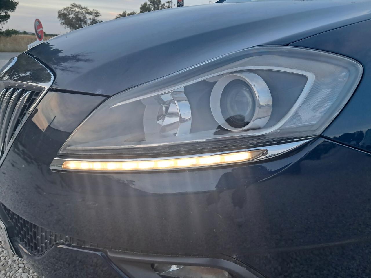 Lancia Delta 1.6 Mtj 120cv---Navi*Led*Clima