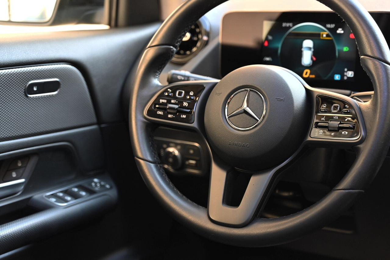 Mercedes-benz GLA 200 d Automatic TETTO Panorama