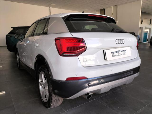 AUDI Q2 30 TDI S tronic Identity Black