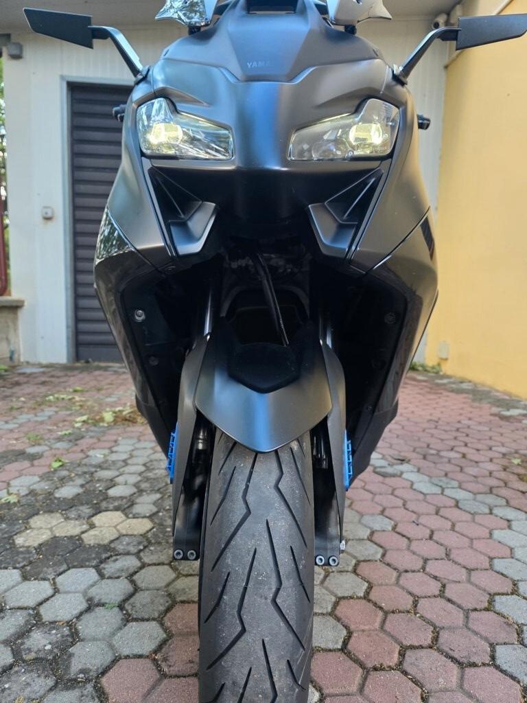 Yamaha TMAX 560