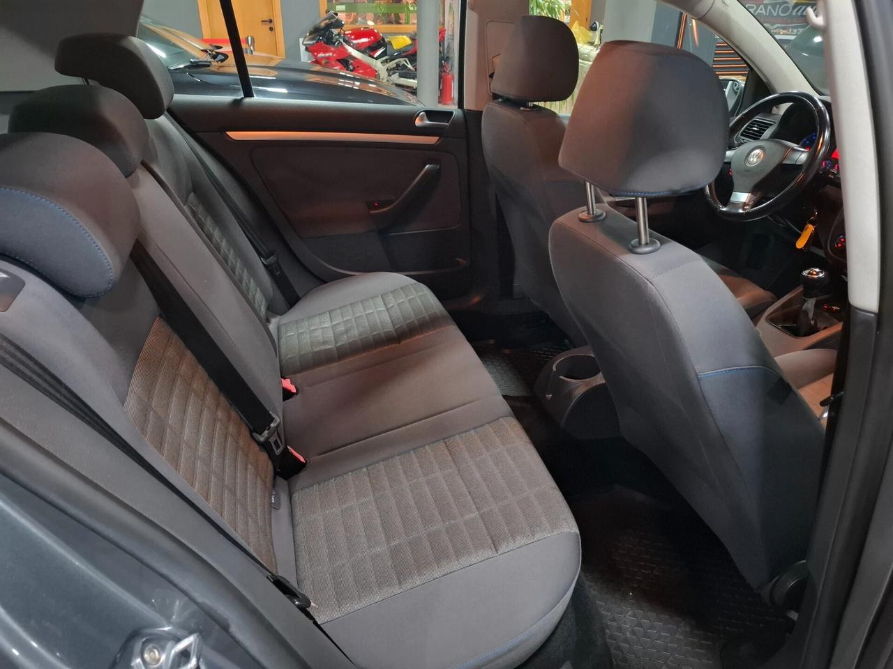 Volkswagen Golf 1.4 benzina 80cv NEOPATENTATO