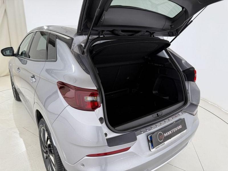 Opel Grandland 1.5 130cv AT8 Business Elegance