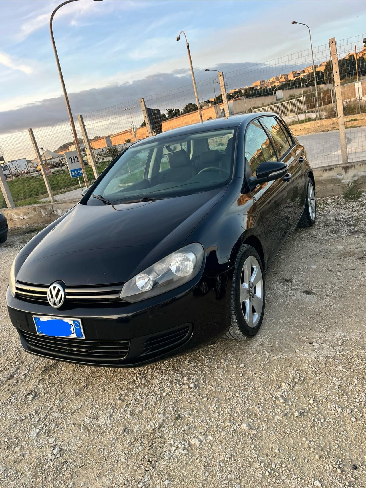 Volkswagen Golf 1.6 TDI 5p. Anno 2012