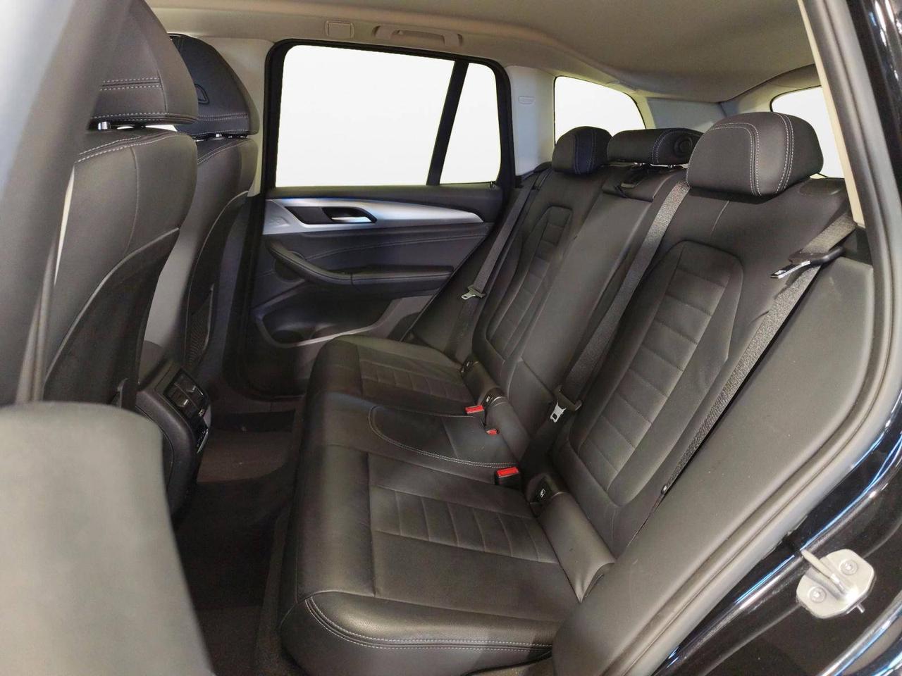 BMW X3 xDrive30e Business Advantage