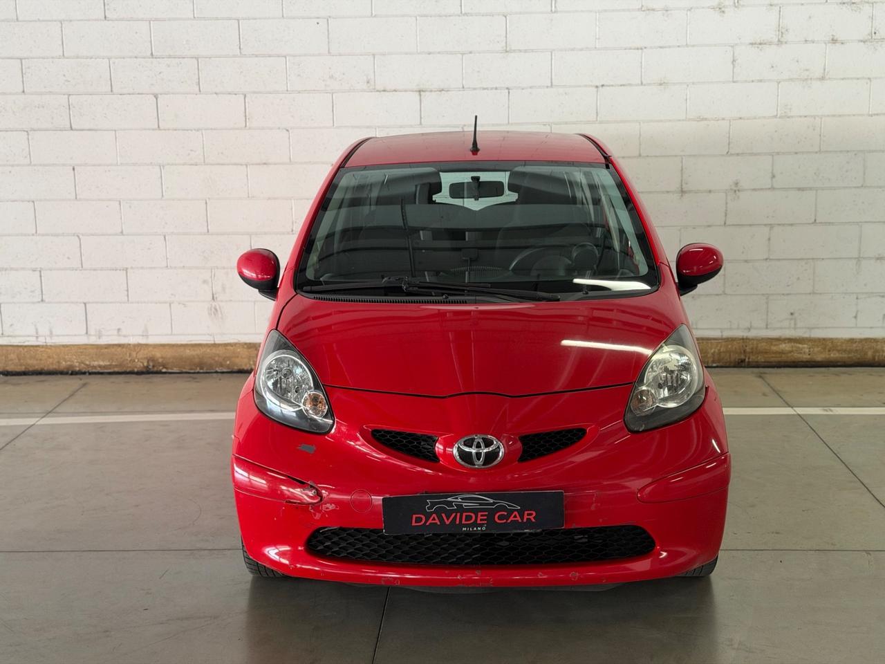 Toyota Aygo 1.0 12V VVT-i 5 porte Sol
