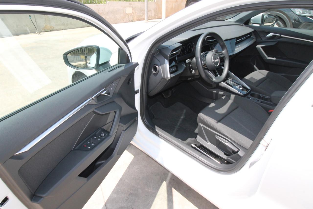 Audi A3 SPB 35 TDI auto Business Adv|43.000km|2022