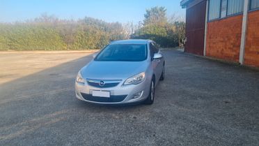 Opel Astra 1.7 CDTI 110CV Sports Tourer Cosmo