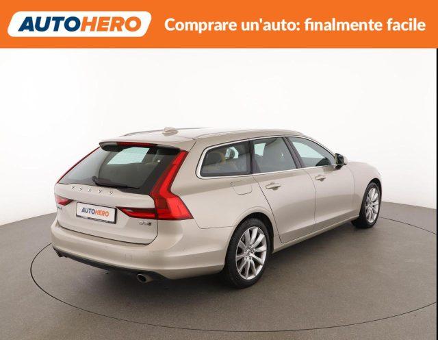 VOLVO V90 D5 AWD Geartronic Momentum