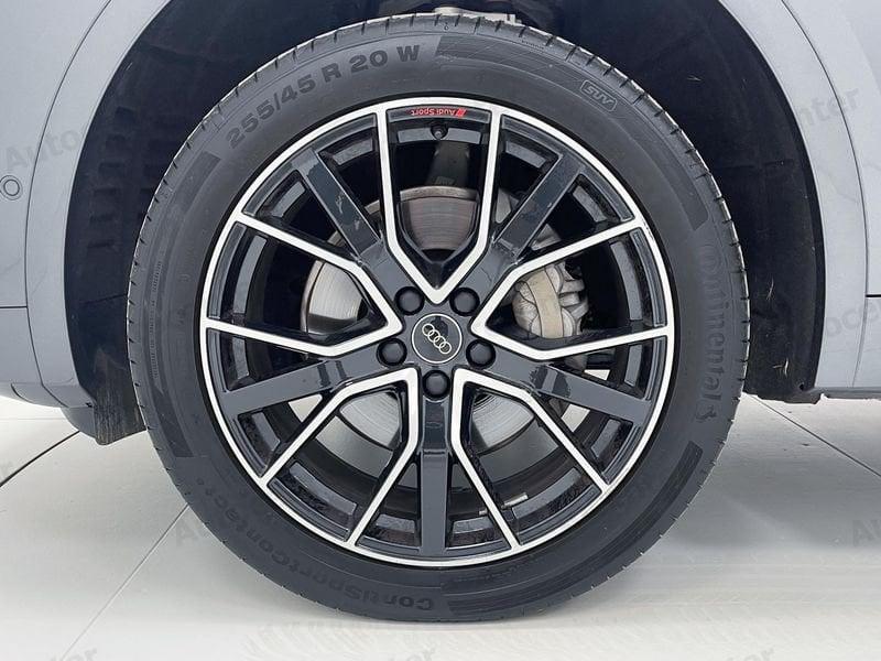 Audi Q5 Sportback 40 tdi Black Line quattro 204cv s-tronic