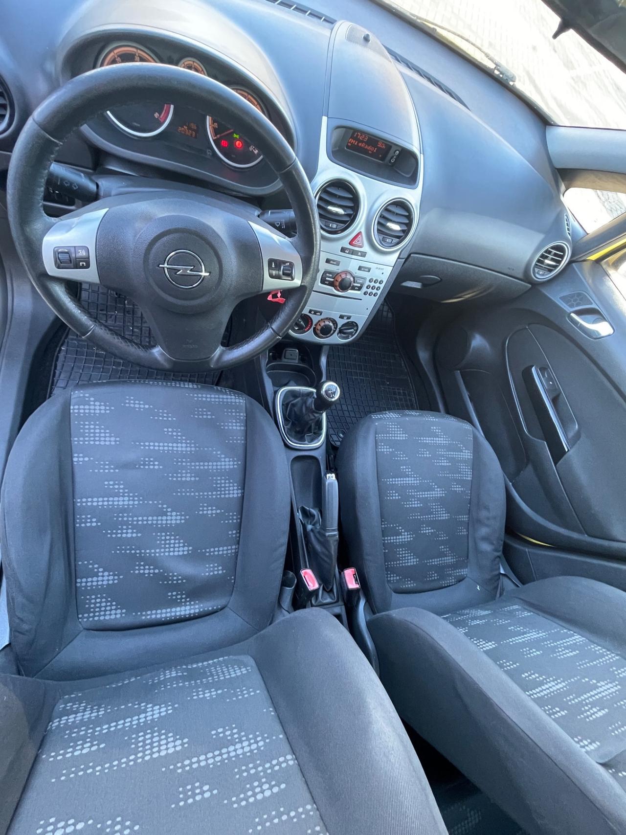 Opel Corsa 1.3 CDTI COSMO