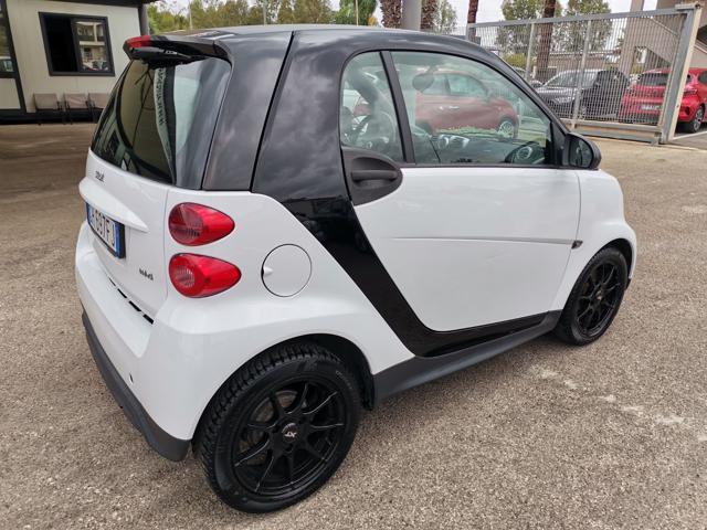 SMART ForTwo 1000 45 kW MHD coupé pure