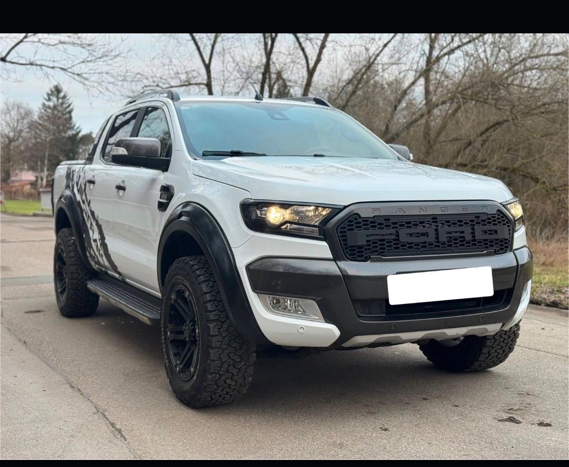Ford Ranger 3.2 TDCi aut. DC Wildtrak 5 posti * Pack Raptor