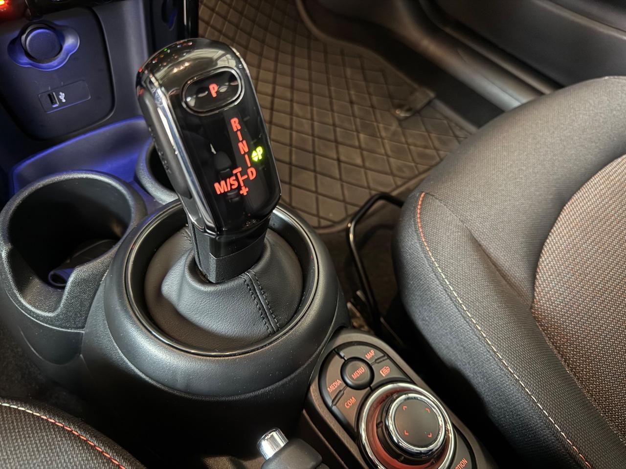 Mini 1.5 Cooper Camden Edition