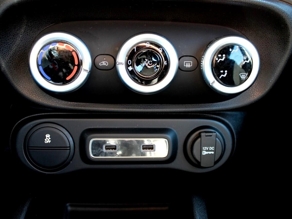 Fiat 500L 1.4 95 CV S&S Connect
