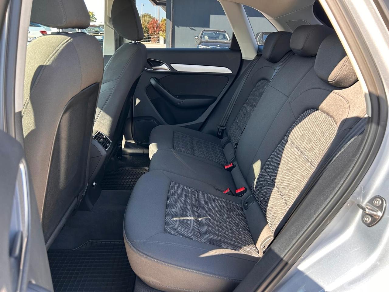 Audi Q3 2.0 TDI 184 CV S tronic quattro edition Sport
