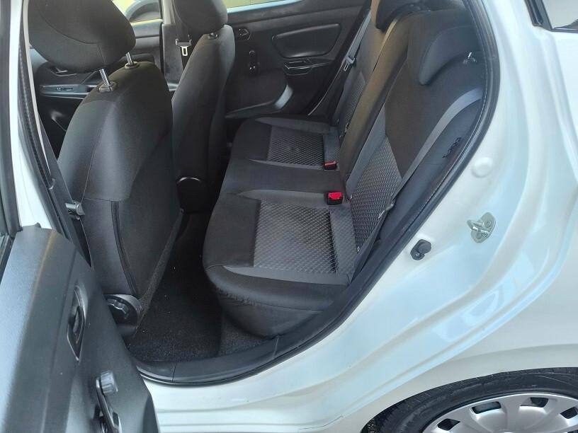 Nissan Micra 1.2 12V 5 porte Visia