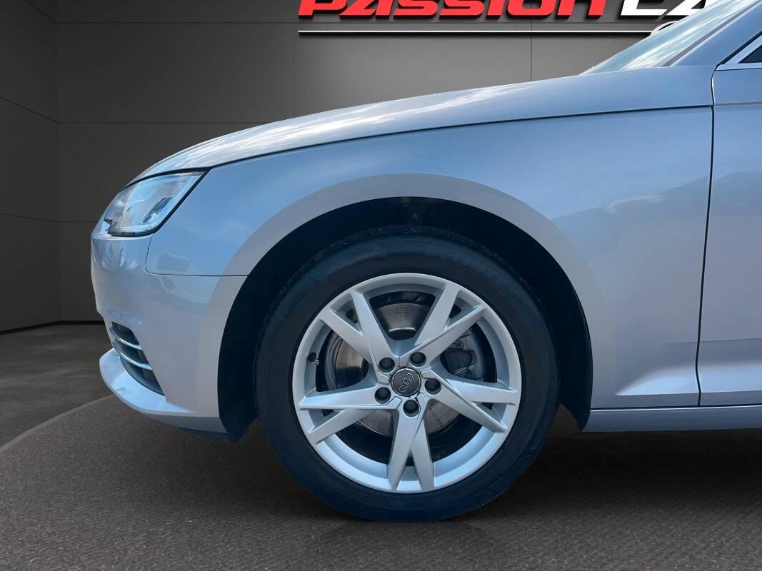 Audi A4 Avant 35 2.0 tdi 150cv s-tronic