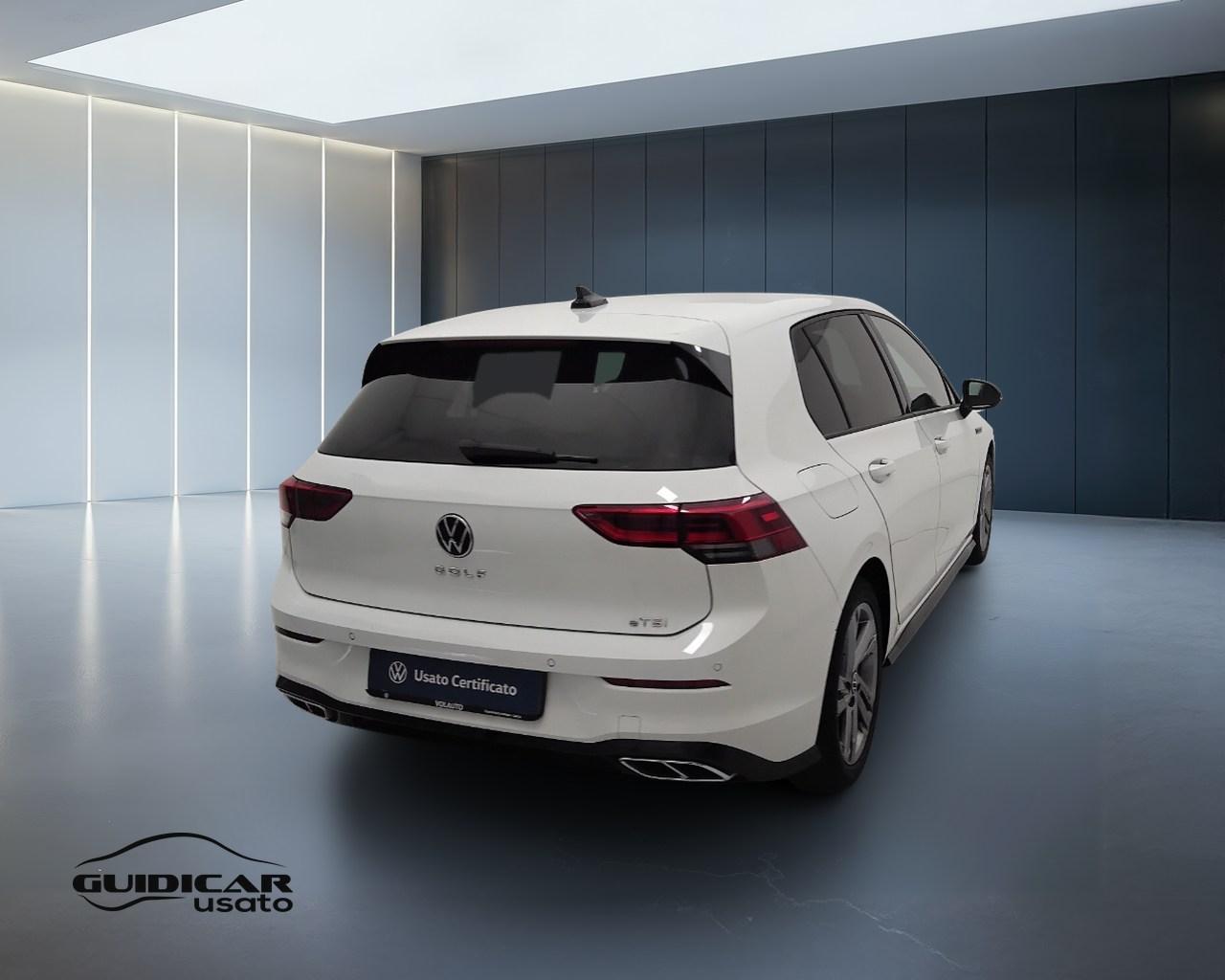 VOLKSWAGEN Golf VIII 2020 - Golf 1.5 etsi evo R-Line 130cv dsg