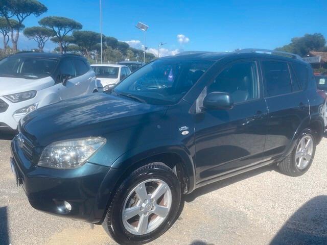 Toyota RAV 4 RAV4 2.2 D-4D 177 CV Luxury