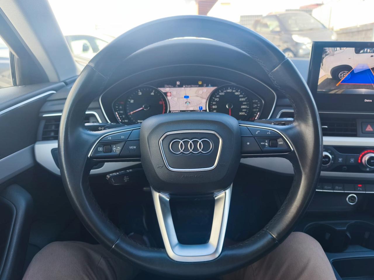 Audi A4 Avant 30 TDI/136 CV S tronic line edition