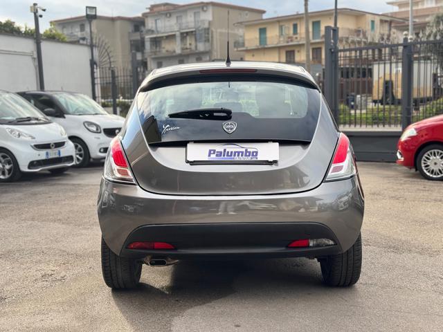 LANCIA Ypsilon 1.2 69 CV 5 porte GPL Ecochic Gold