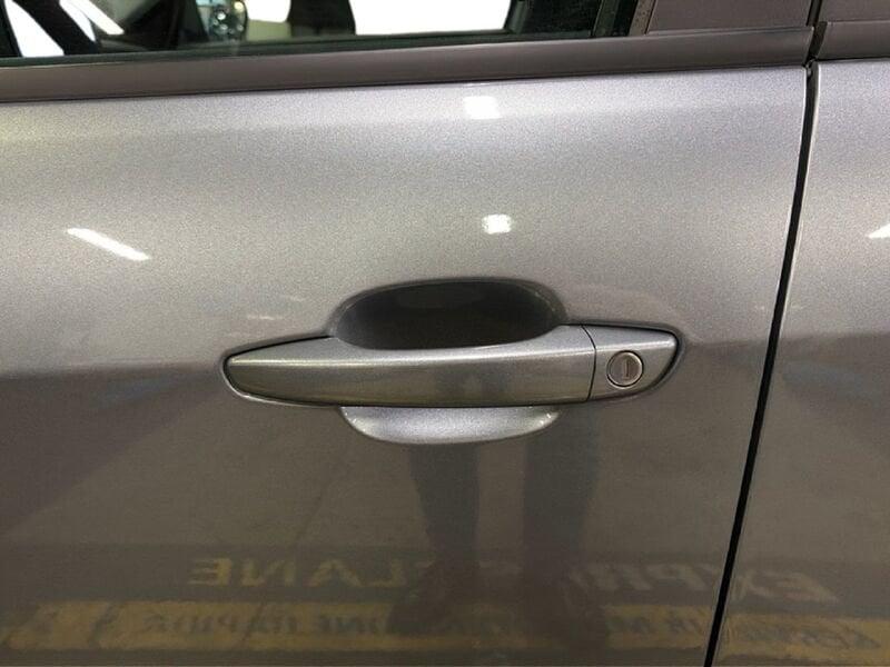 Jeep Avenger e-Hybrid 1.2 MHEV e-Hybrid Turbo Altitude