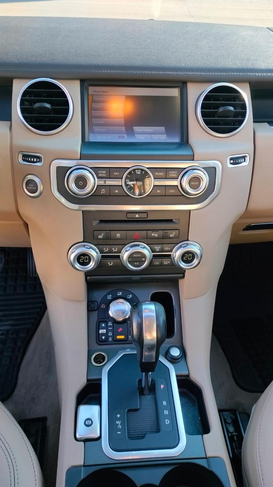 Land Rover Discovery 4 3.0 TDV6 HSE