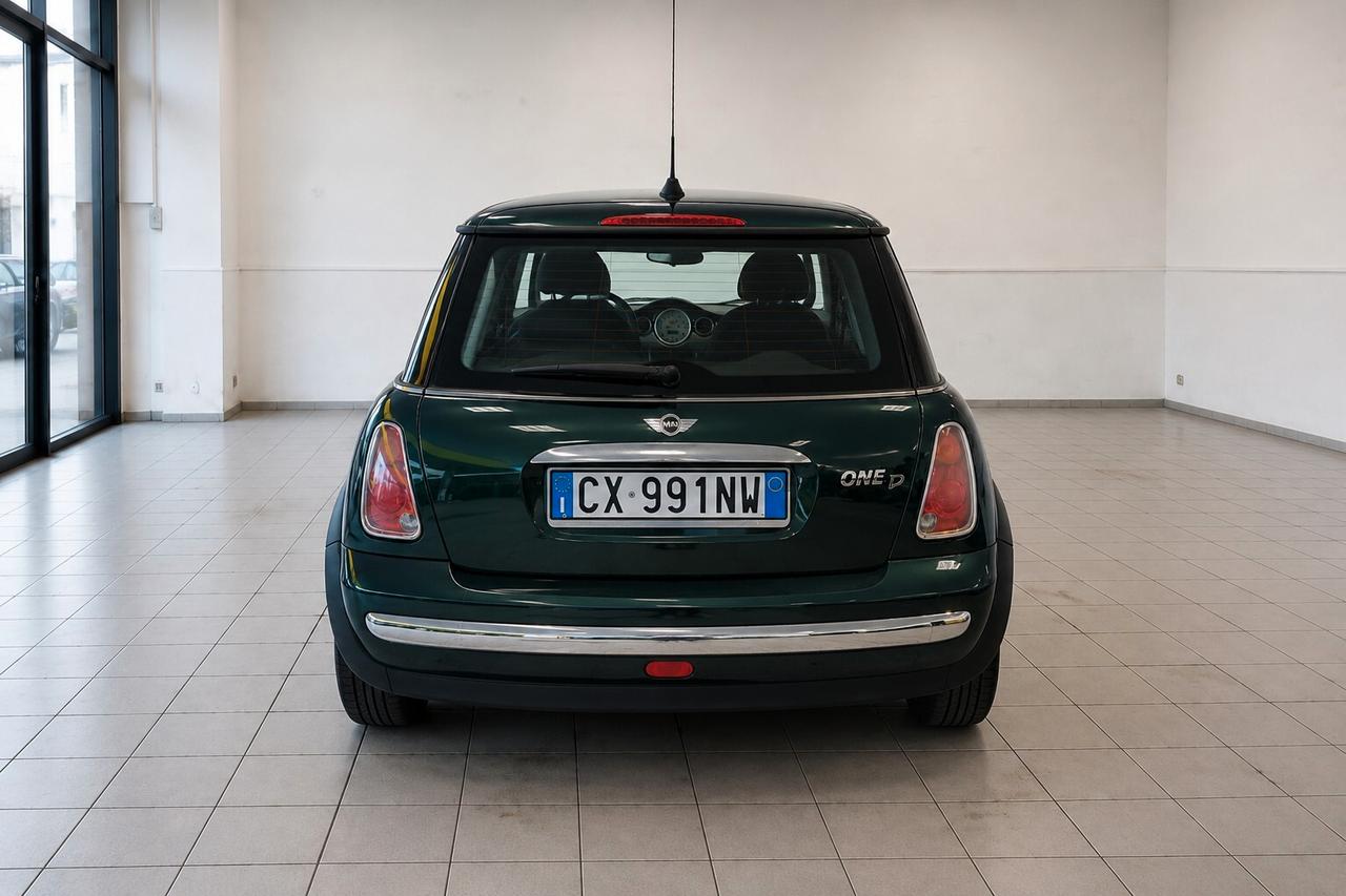 Mini 1.4 tdi One D de luxe 6MARCE NEOPATENTATI OCCASIONE
