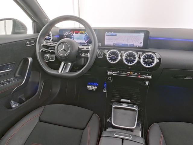 MERCEDES Classe A 180 Automatic Premium AMG MILD HYBRID