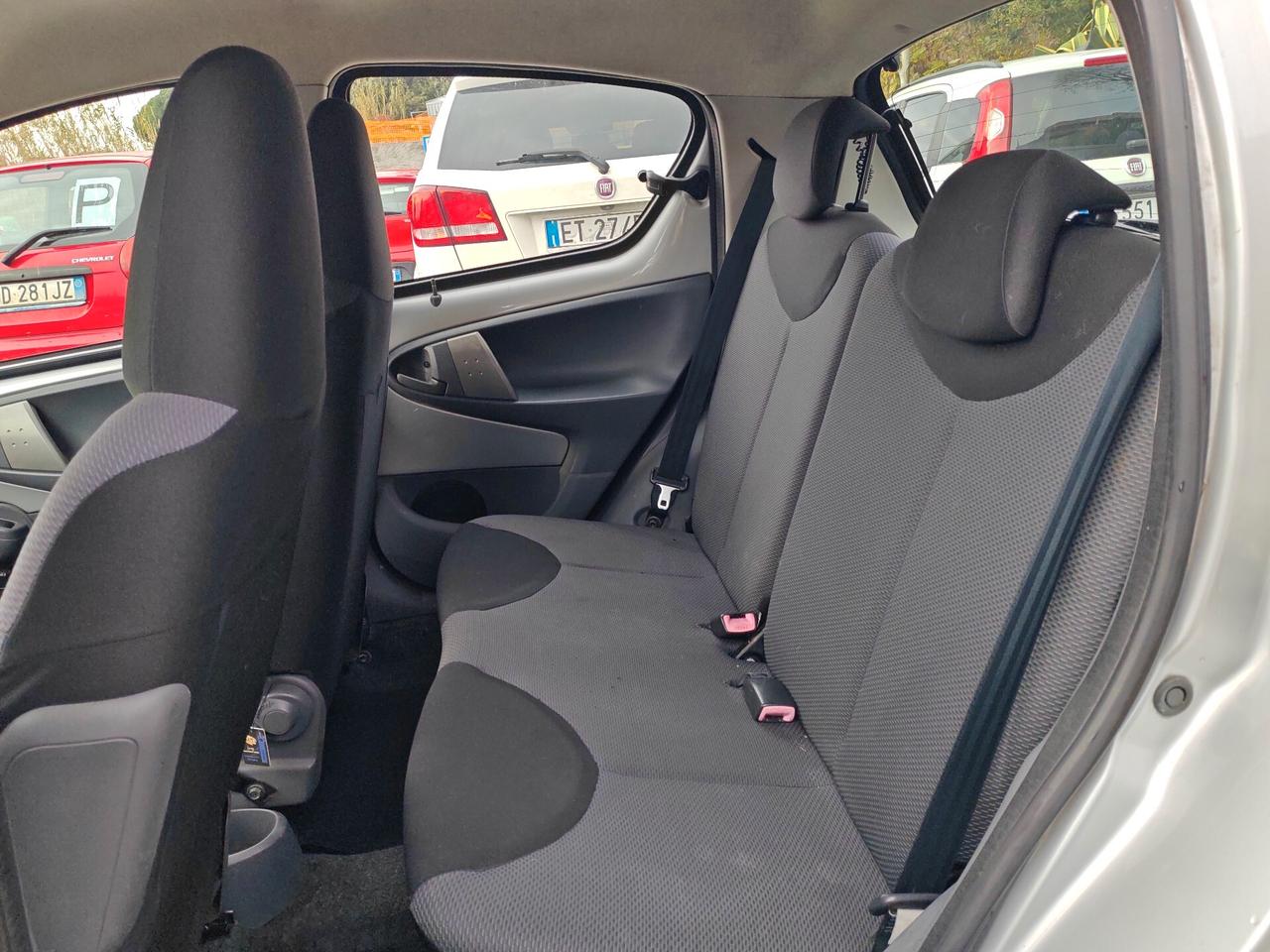 Toyota Aygo 1.0 12V VVT-i 5 porte Blue