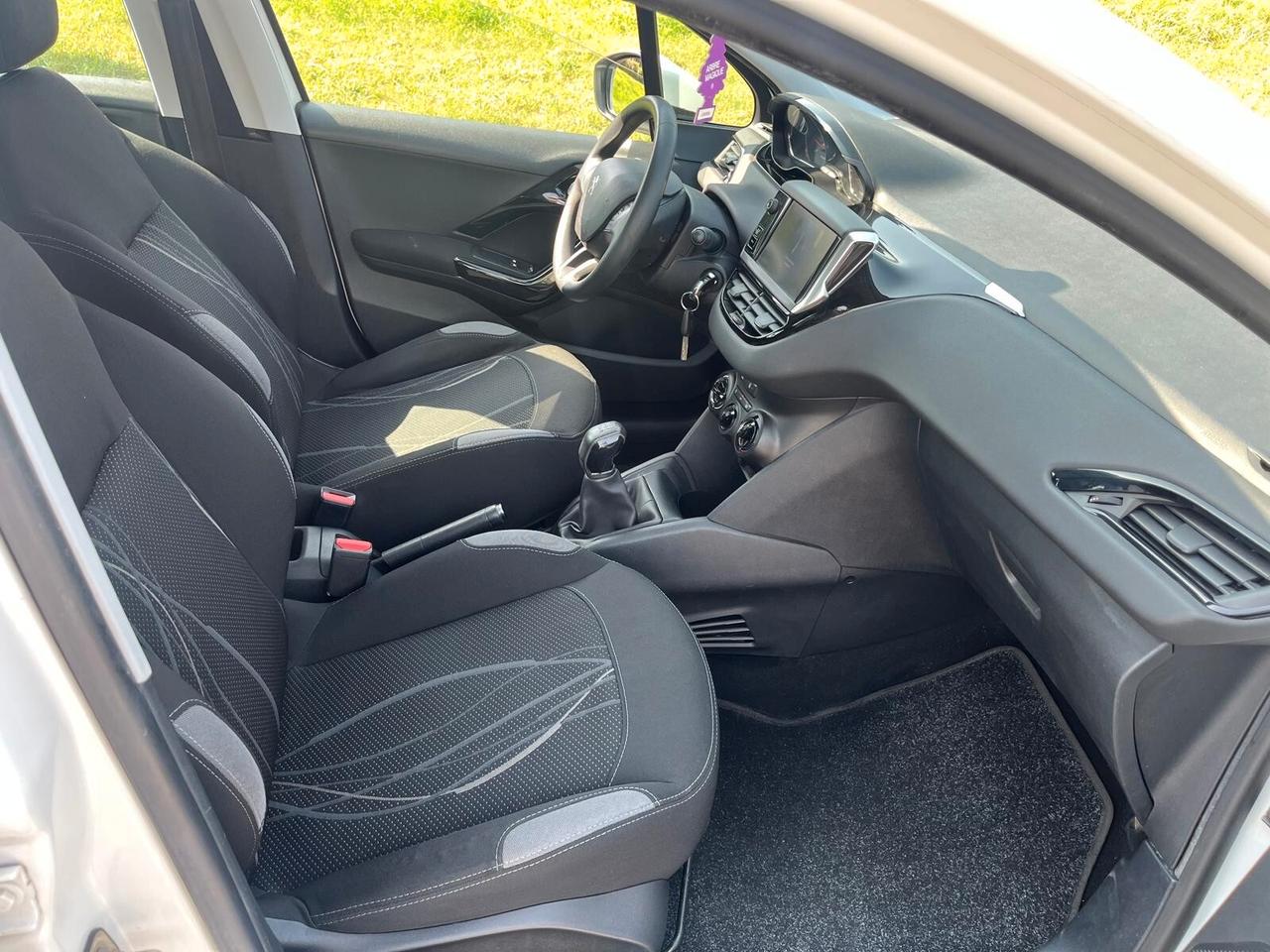 Peugeot 208 1.2 VTi 82 CV 5 porte Active