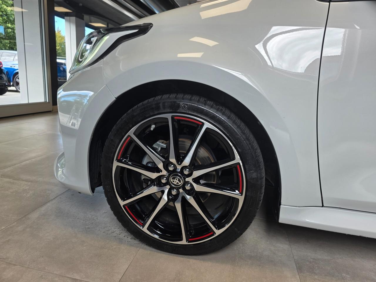 Toyota Yaris 1.5 hybrid GR Sport