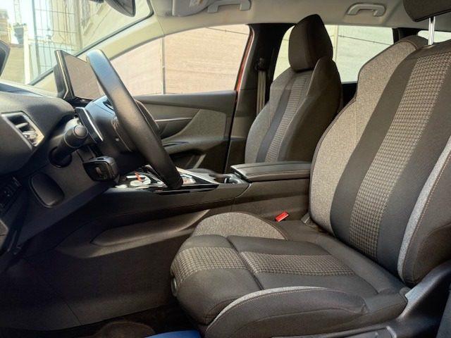 PEUGEOT 5008 BlueHDi 130 S&S EAT8 Active Business
