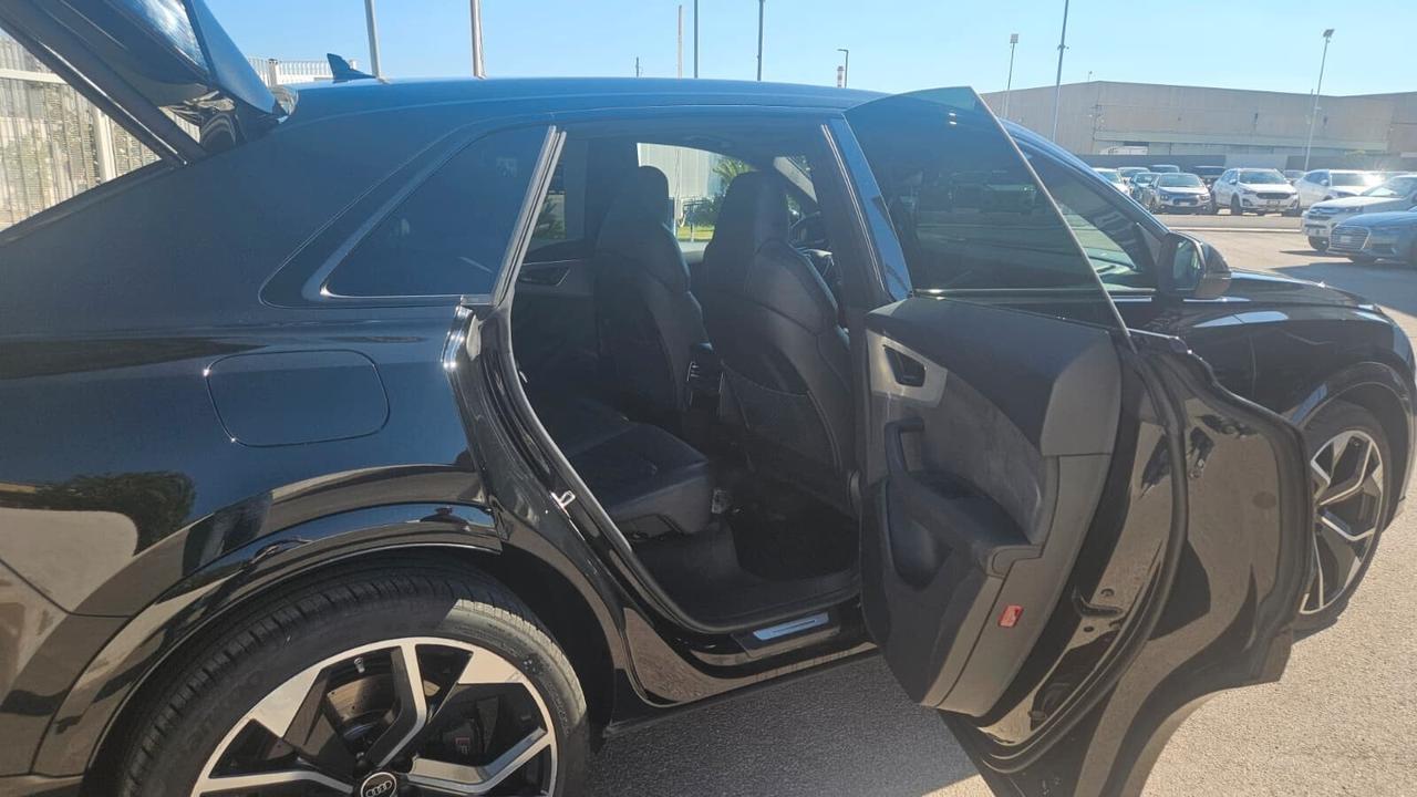 Audi RS Q8 4.0 mhev quattro tiptronic
