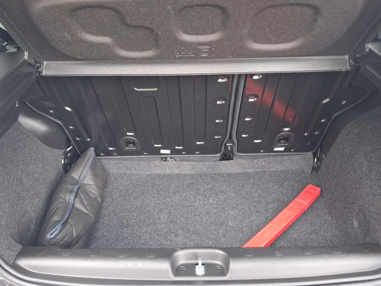 Fiat Panda 1.0 FireFly S&S Hybrid Garmin