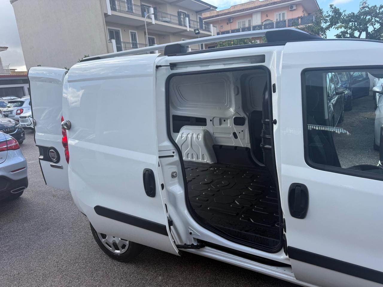 Fiat Doblo Doblò 1.6 MJT 120CV S&S PL-TN Cargo Maxi Lounge