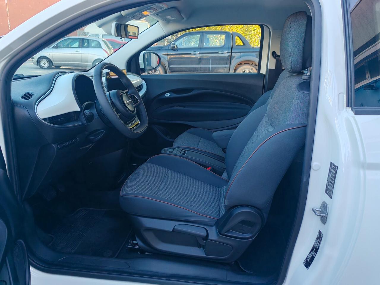 Fiat 500e Berlina 42 kWh