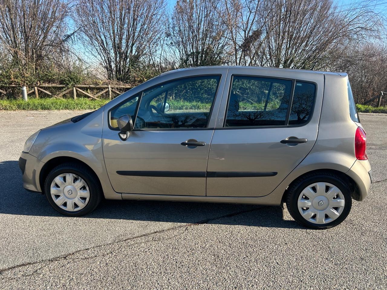 Renault Modus Grand 1.2 16V Dynamique