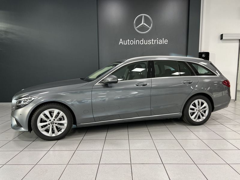 Mercedes-Benz Classe C 200 D S.W. AUTOMATIC SPORT "CAMERA/LED/TEMPOMAT/LEGA DA 17"