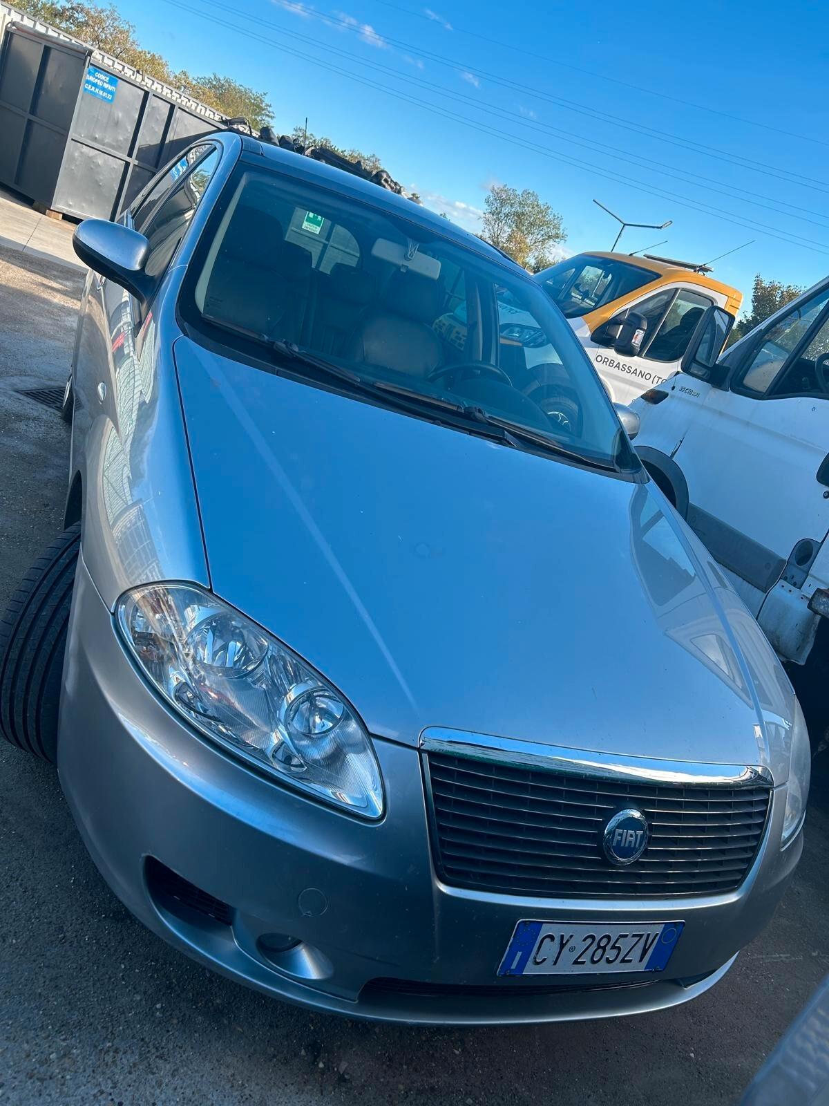 Fiat Croma 2.2 Mpi 16V Dynamic